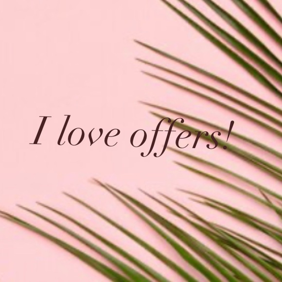 Dresses & Skirts - I love offers!